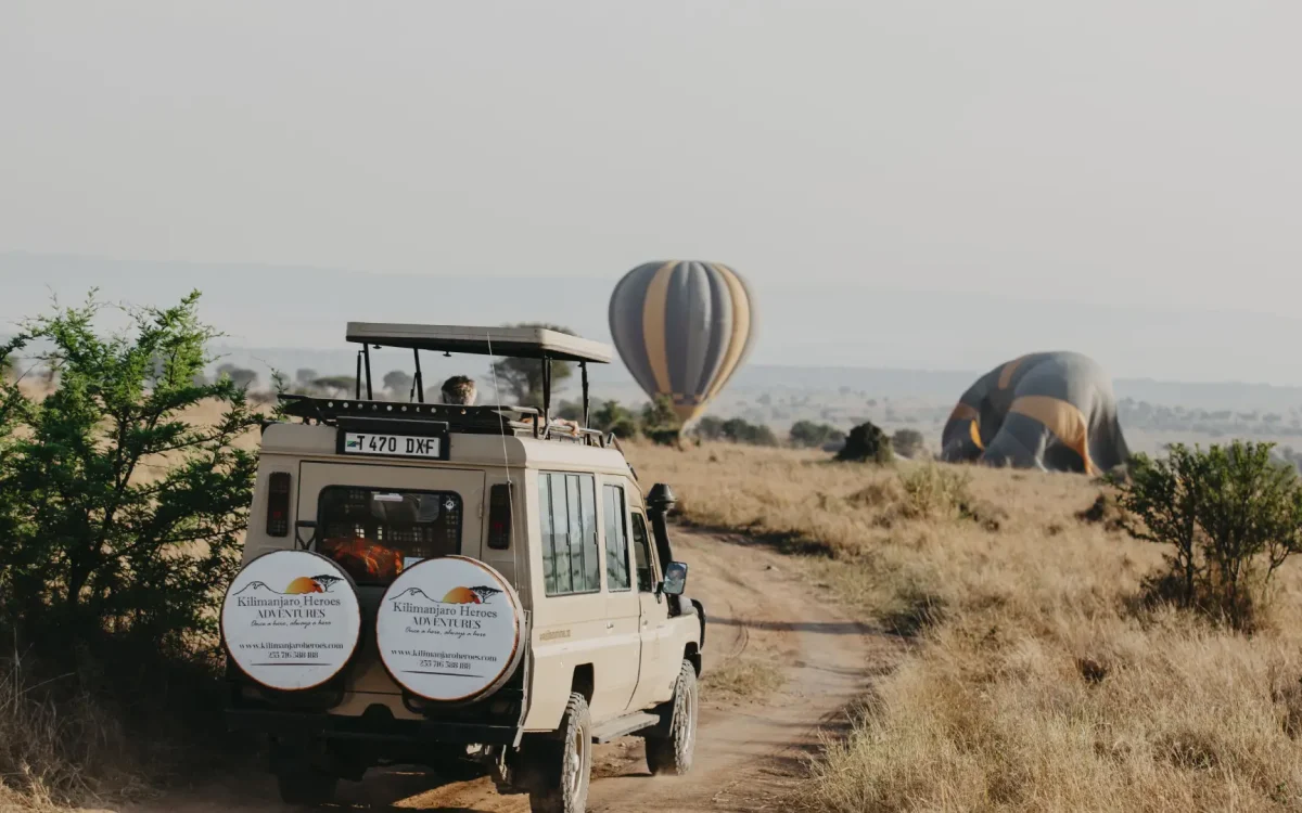 5-days-safari-tarangire-2-nights-serengeti-and-ngorongoro-crater-banner 5-days-safari-tarangire-2-nights-serengeti-and-ngorongoro-crater-banner